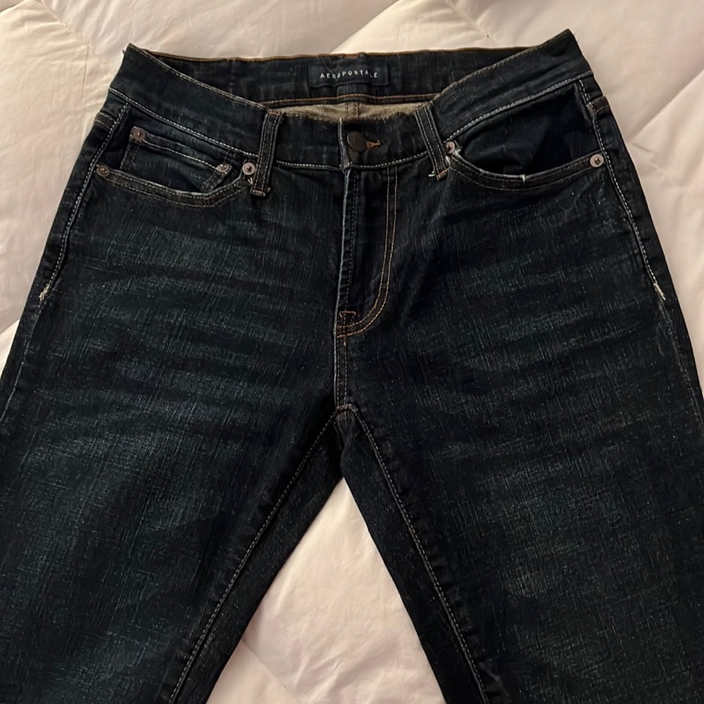 Aeropostal dark wash excellent condition men’s jeans.